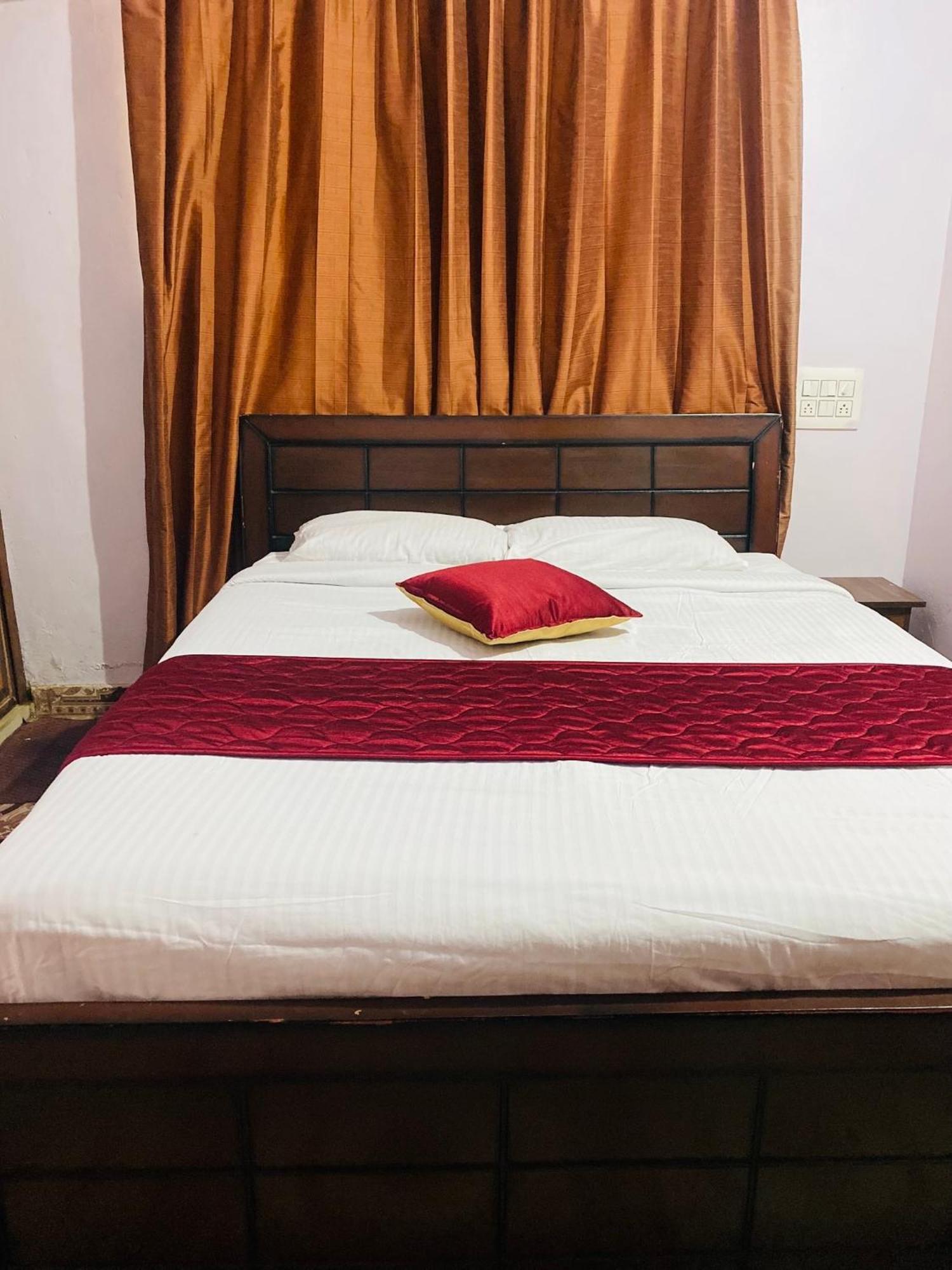 Greenhouse Homestay Siddāpur Exterior foto